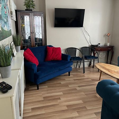 Relaxing Home - 7-10Min To Bournemouth Sandy Beach By Car - Private Garden, Parking And Spa Exterior foto
